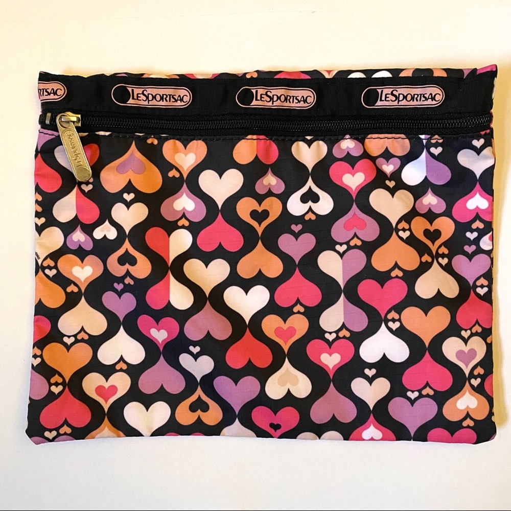 LeSportsac Heart Fashion Zipper Bag
